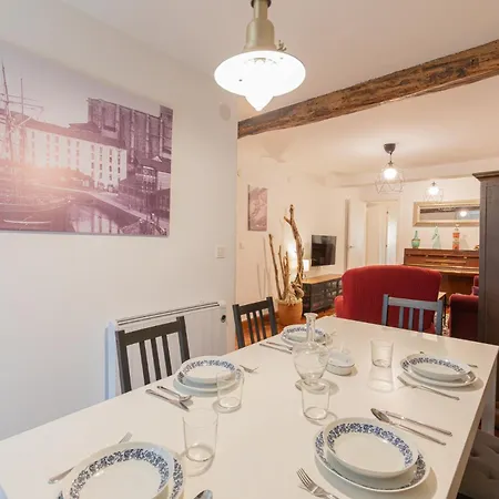 Taosa - Baskeyrentals Apartman *